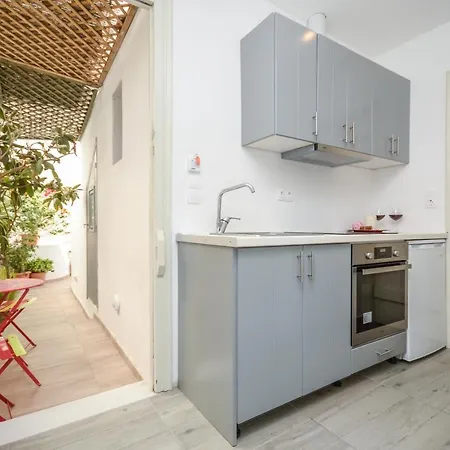 Nax Apartments 2 דירה *